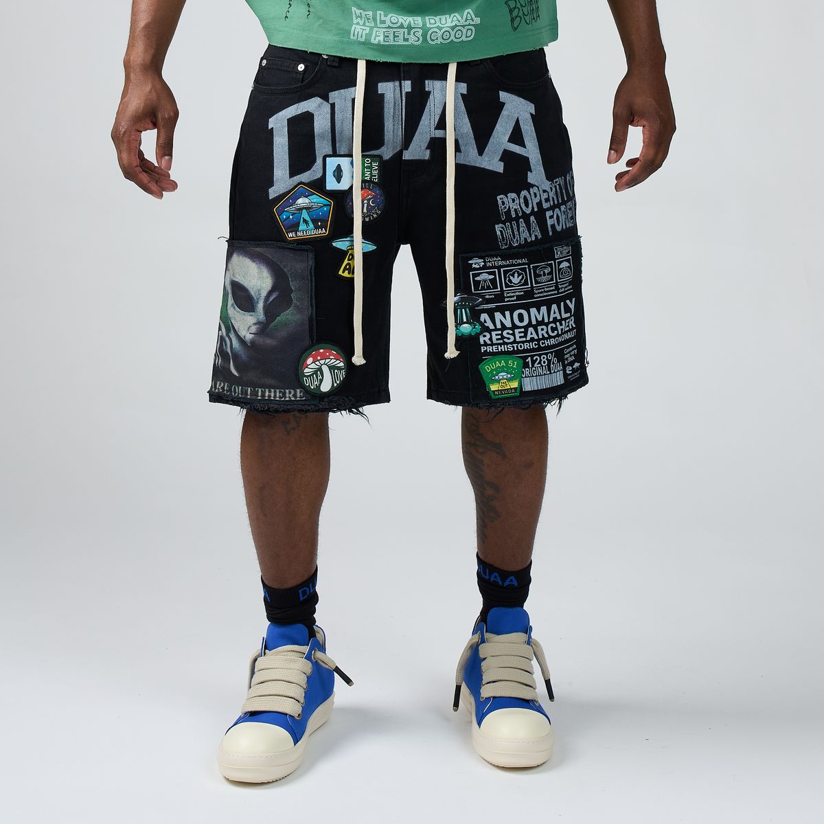 UFO BLACK SHORT