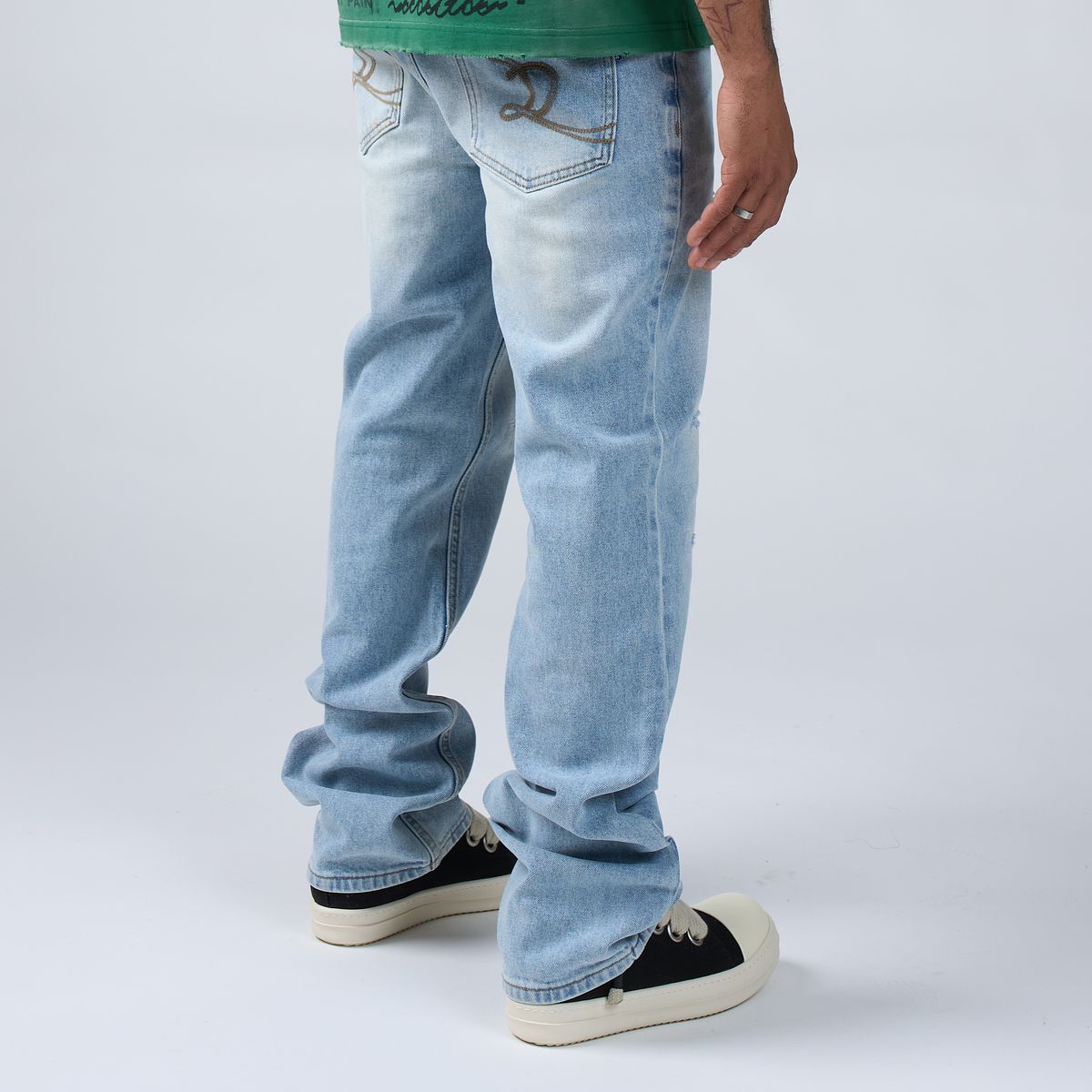 SATURN DENIM