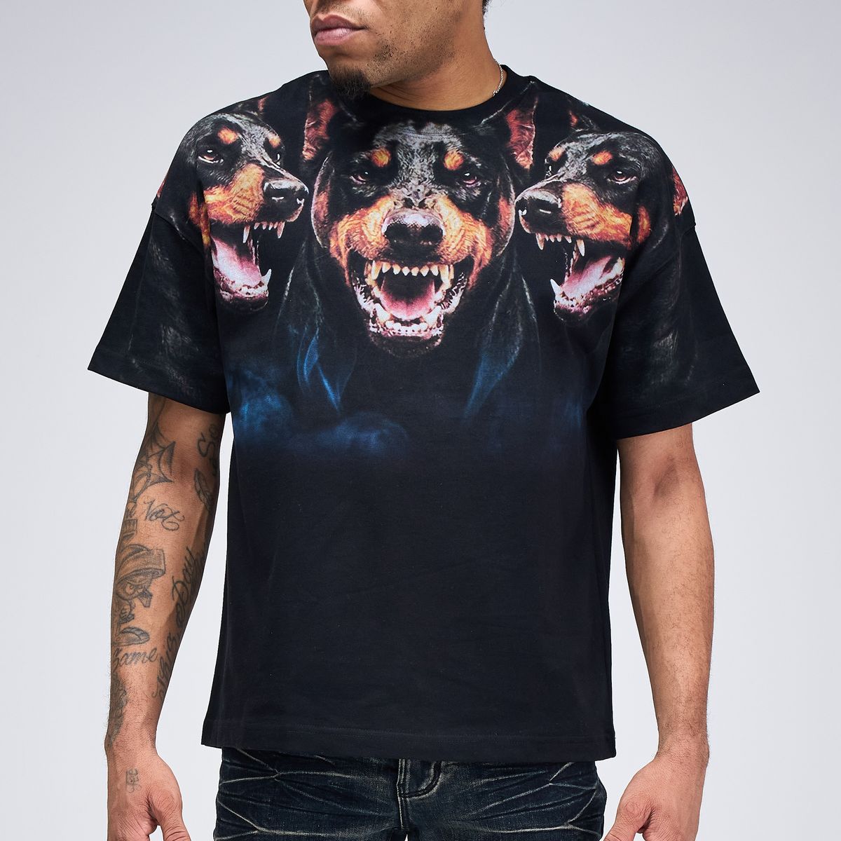 DOBERMAN TEE