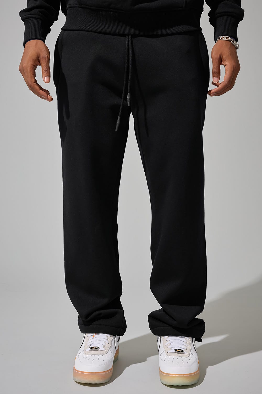 UPTOWN LOOSE FIT SWEATPANTS(Black)