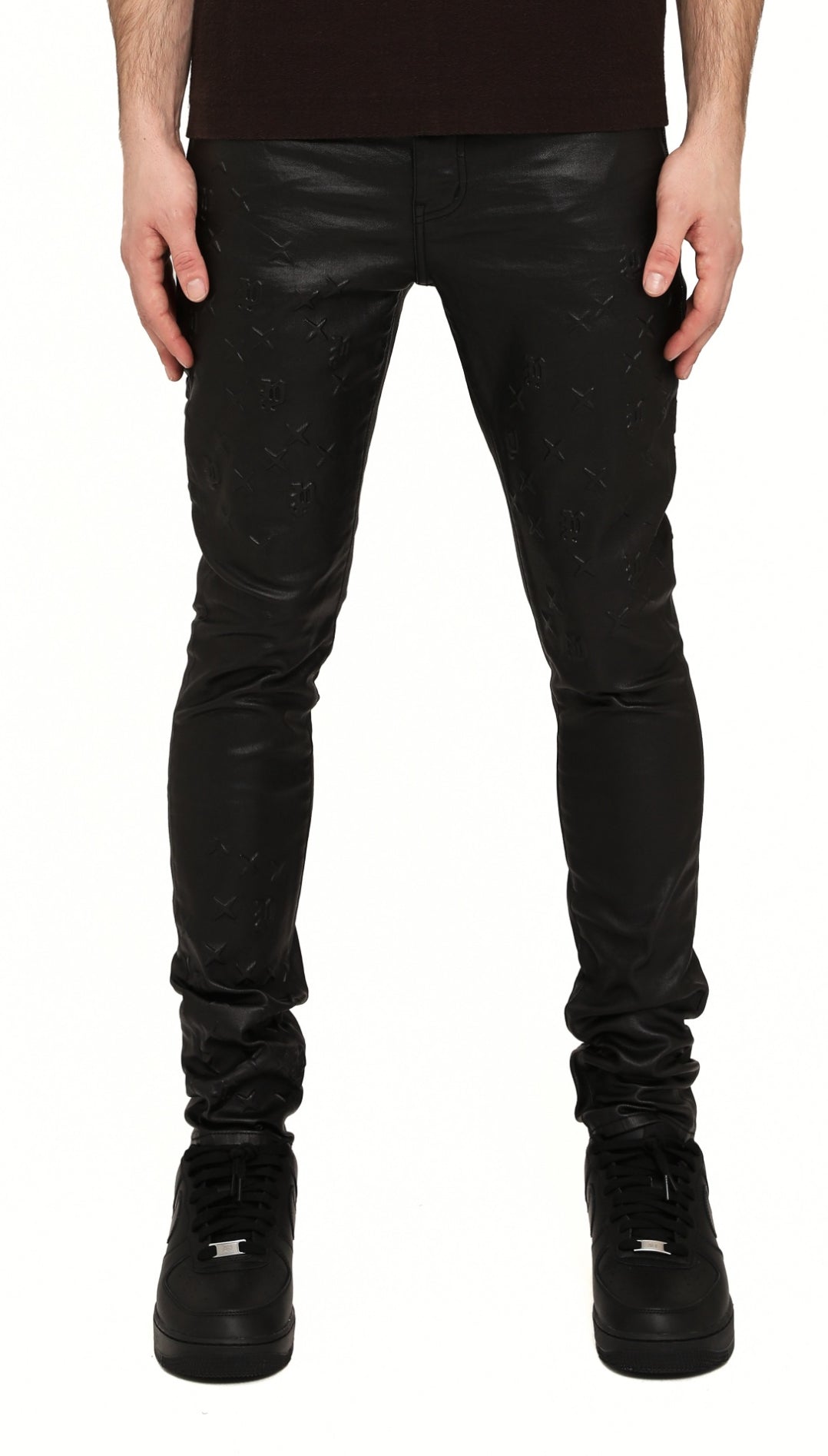 P001 Skinny Mono Embossed