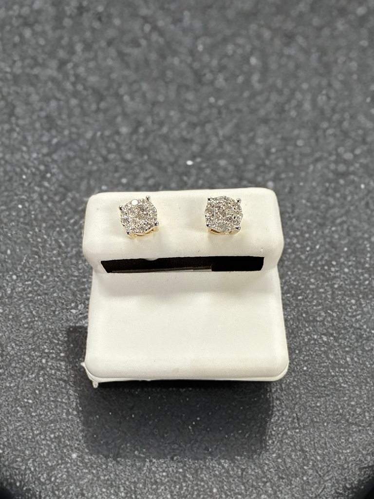 10k Gold Diamond Earrings (7mm)