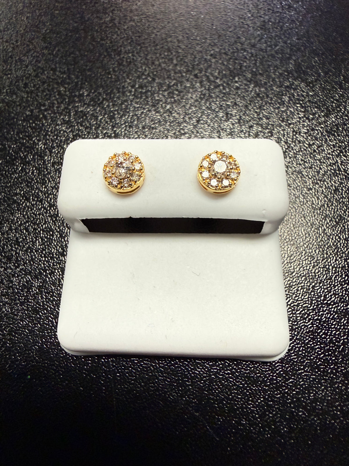 10k Gold Diamond Daisy Cluster Stud Earrings