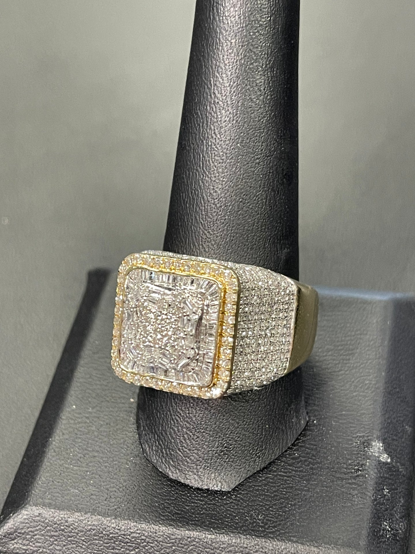 10k Gold Diamond Ring