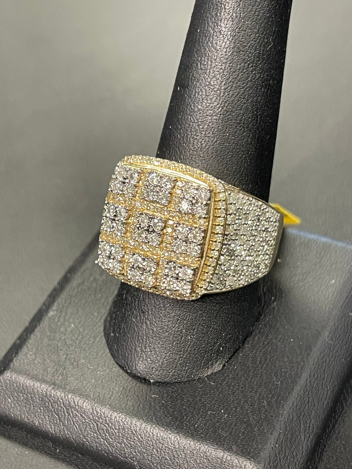 10k Gold Diamond Ring