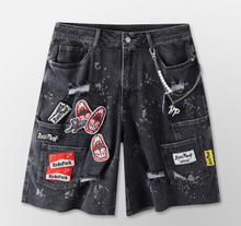Load image into Gallery viewer, Pockets Everywear Denim Shorts - Black
