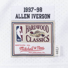 Load image into Gallery viewer, Mitchell &amp; Ness Authentic Jersey Philadelphia 76ers 1997-98 Allen Iverson
