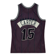 Load image into Gallery viewer, Mitchell &amp; Ness Off Court Chenille Swingman Jersey Toronto Raptors 1998-99 Vince Carter
